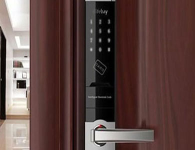 绥棱24小时上门开锁公司